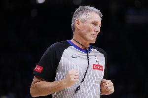 今年季后赛首秀！👀掘金vs雷霆G2主裁判：斯科特-福斯特